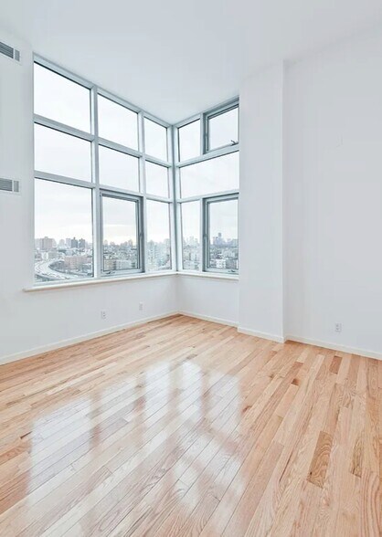 More Photos Of 467 Keap St, Brooklyn Apartments For Sale