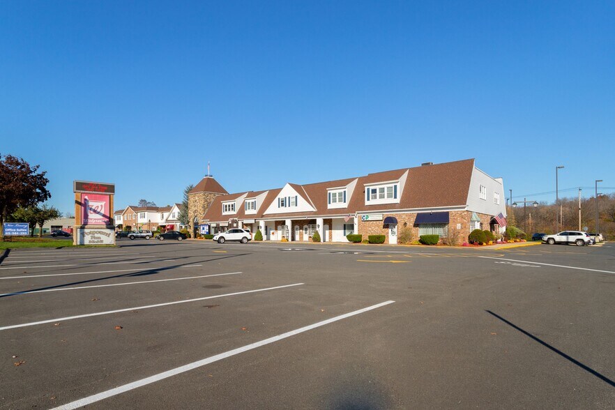 More Photos Of 225-243 King St, Northampton Unknown For Lease