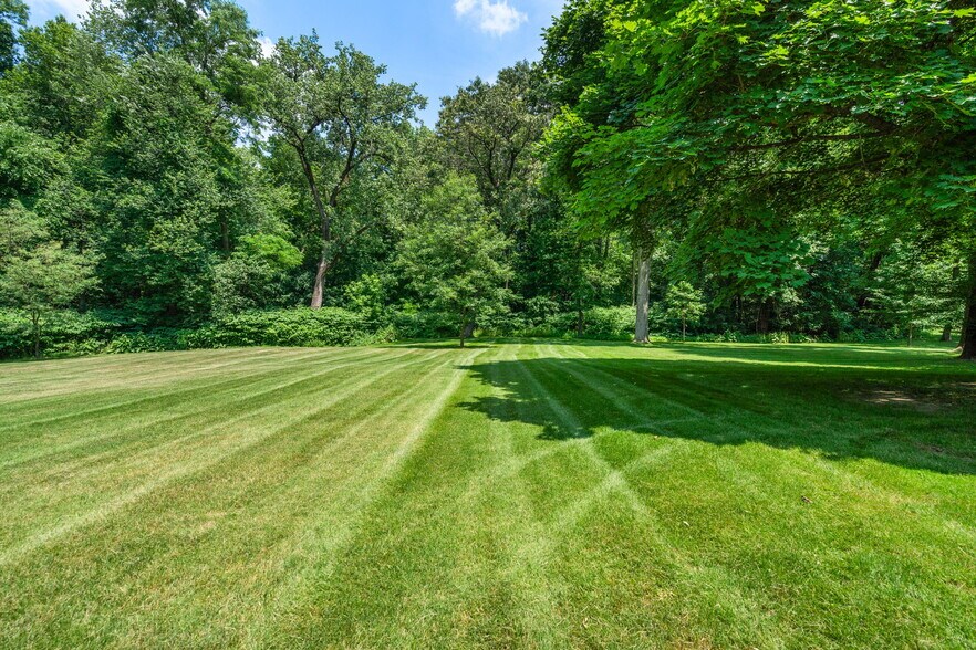 More Photos Of 3 Suburban Rd, Worcester Land For Sale