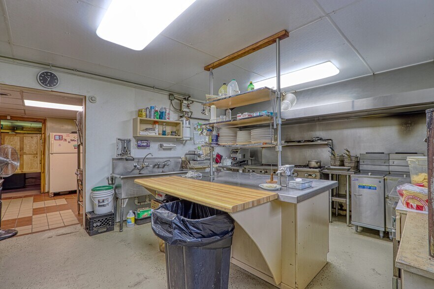 More Photos Of 9375 State Highway 13, Port Wing General Retail For Sale