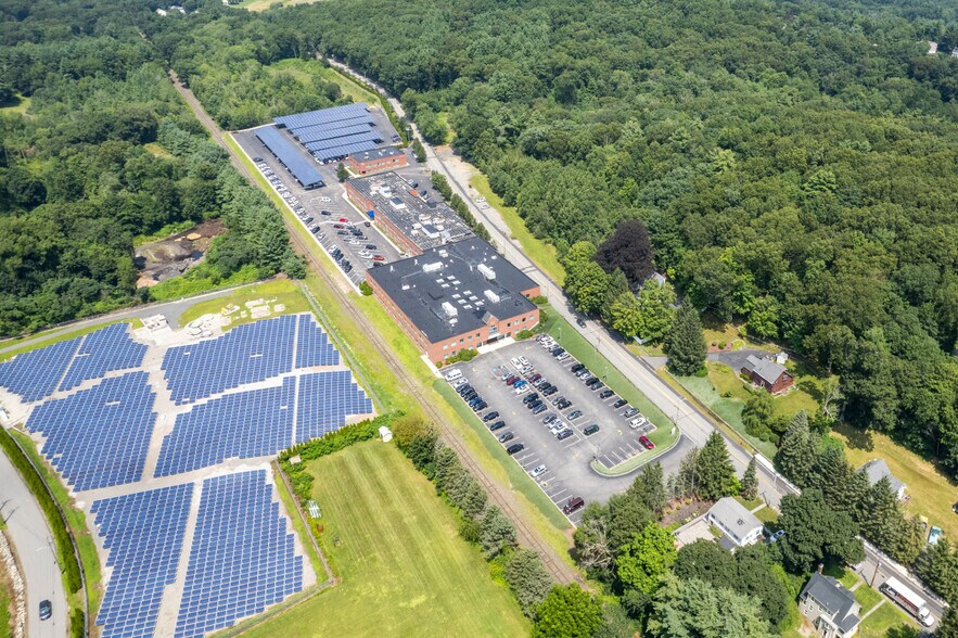 More Photos Of 28-32 Newton St, Southborough Medical For Lease