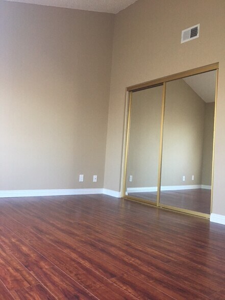 More Photos Of 16015 Halldale Ave, Gardena Multifamily For Sale