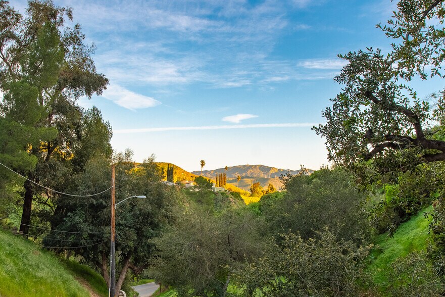 More Photos Of 12141 Wildwood Trl, Kagel Canyon Specialty For Sale