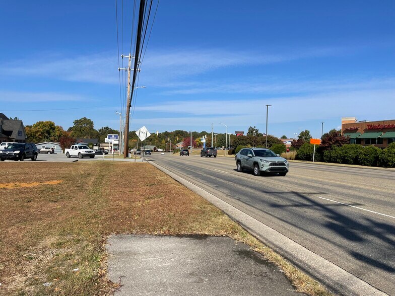More Photos Of 209 Foothills Mall, Maryville Land For Sale