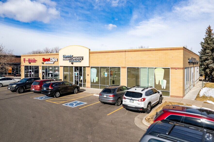 More Photos Of 1711-1975 Sheridan Blvd, Edgewater Unknown For Lease