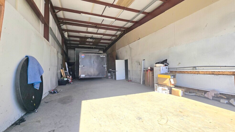 More Photos Of 22755 Antelope Blvd, Red Bluff General Retail For Lease