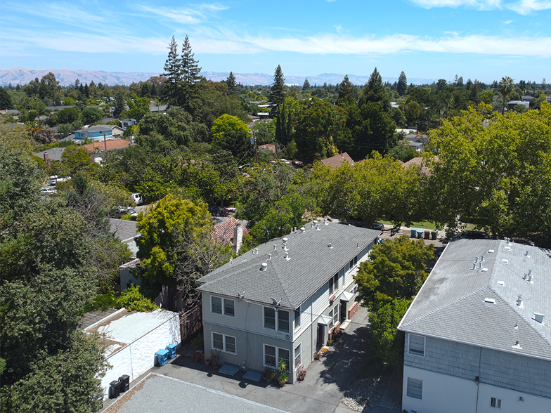 Primary Photo Of 474-480 Matadero Ave, Palo Alto Apartments For Sale