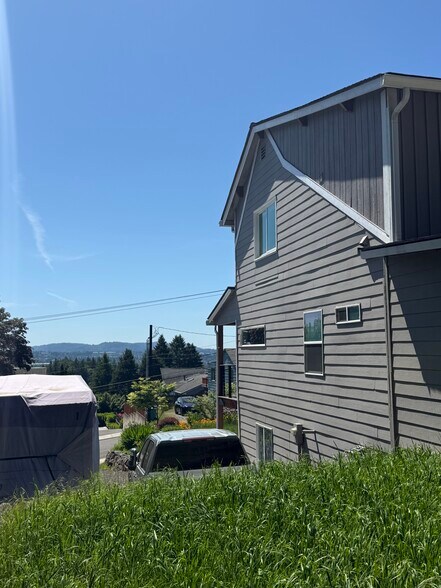 More Photos Of 1505 NW 10th Ave, Camas Multifamily For Sale
