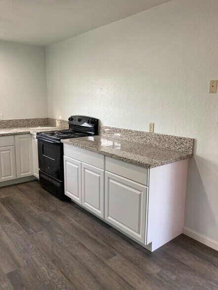 More Photos Of 170 Kelly Ridge Rd, Oroville Self Storage For Sale