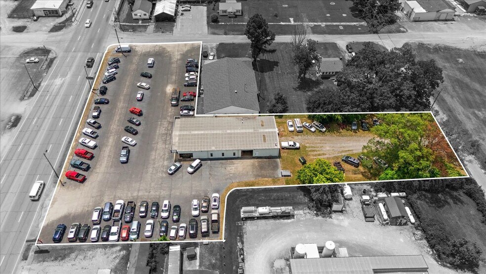 More Photos Of 201 E Carroll St, Tullahoma Auto Dealership For Sale