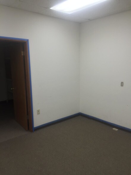 More Photos Of 11616 Industriplex Blvd, Baton Rouge Warehouse For Sale