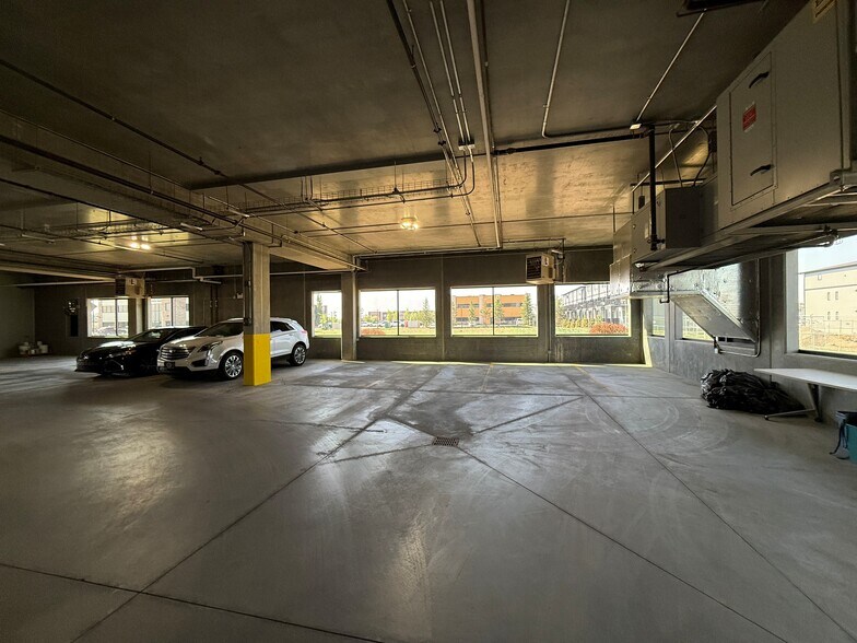 More Photos Of 546 Laura Ave, Red Deer County Business Park For Lease