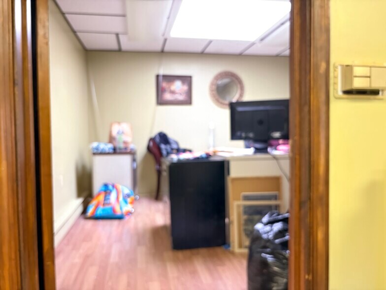 More Photos Of 13-15 S Main St, Oneonta Office For Sale