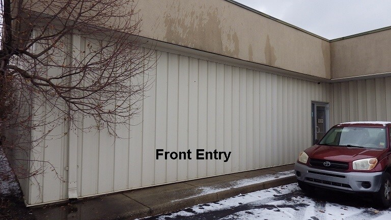 More Photos Of 2246 Industrial Dr, Highland Light Manufacturing For Lease