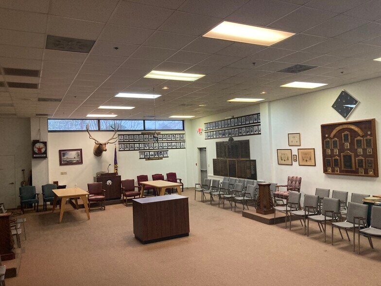 More Photos Of 1775 Montreal Rd, Tucker Lodge Meeting Hall For Sale