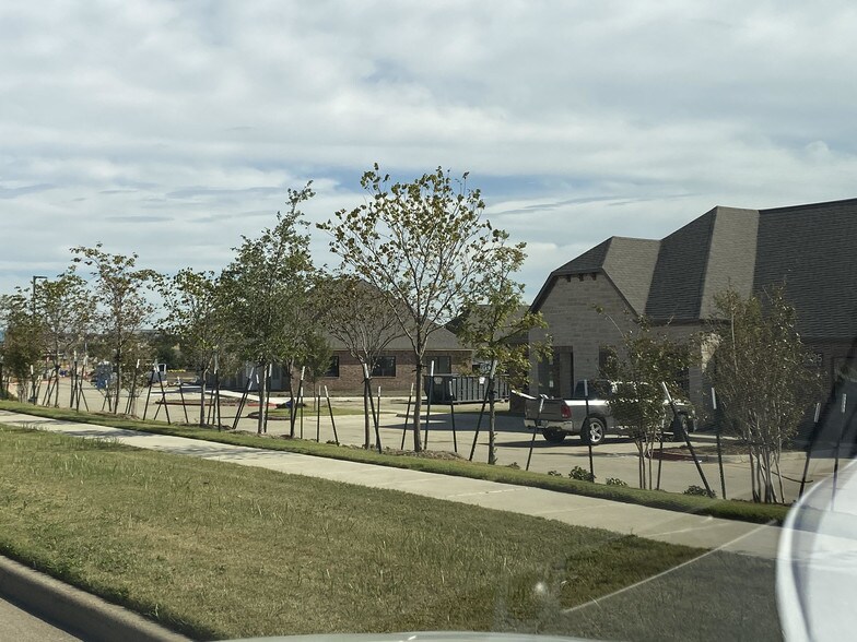 More Photos Of 4425 Plano Pkwy, Carrollton Office For Lease