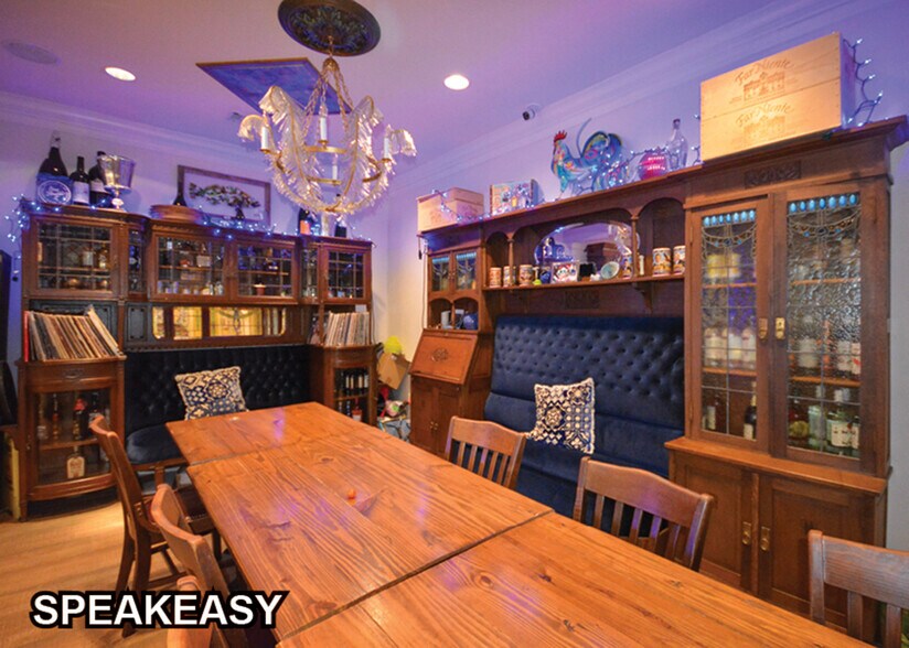 More Photos Of 15228 I-30 Hwy, Benton Restaurant For Sale