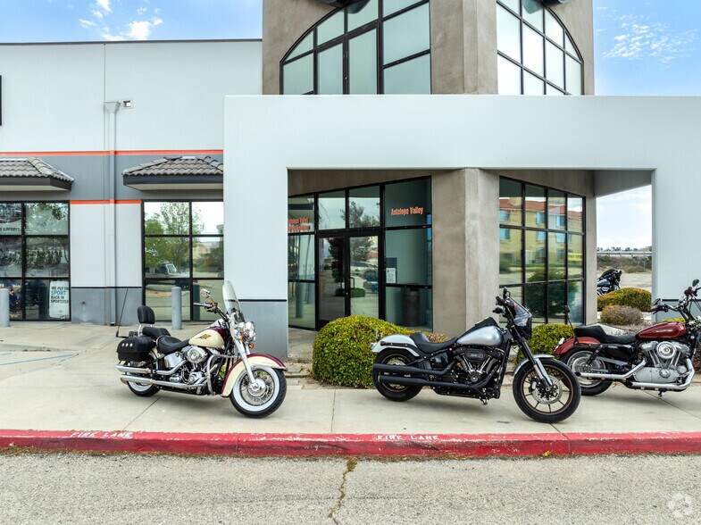 More Photos Of 1759 W Avenue J12, Lancaster Freestanding For Sale