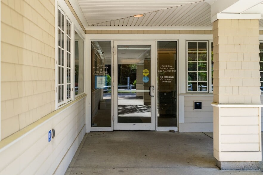 More Photos Of 95 Tremont St, Duxbury Medical For Sale