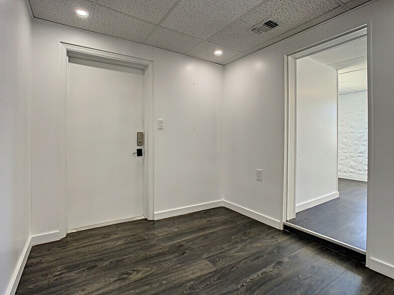 More Photos Of 400 Church St, Kissimmee Office For Lease