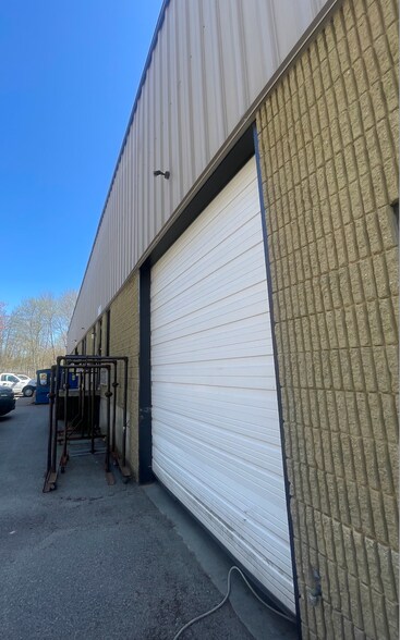 More Photos Of 70 Hawes Way, Stoughton Office For Sale