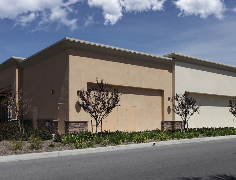 More Photos Of 1891 S San Jacinto Ave, San Jacinto Freestanding For Lease