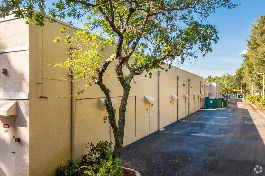 More Photos Of 46-98 Indian Trce, Weston General Retail For Lease