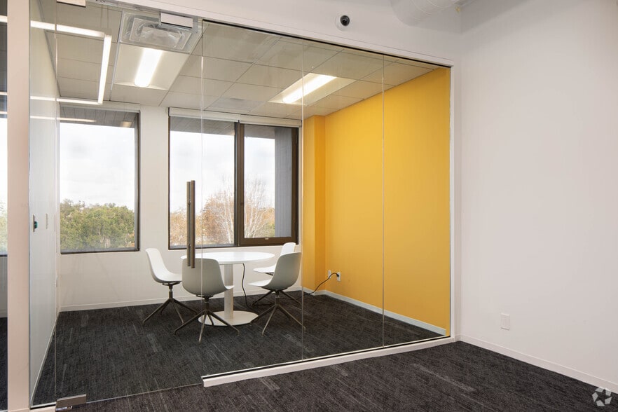 More Photos Of 18952 MacArthur Blvd, Irvine Office For Sale