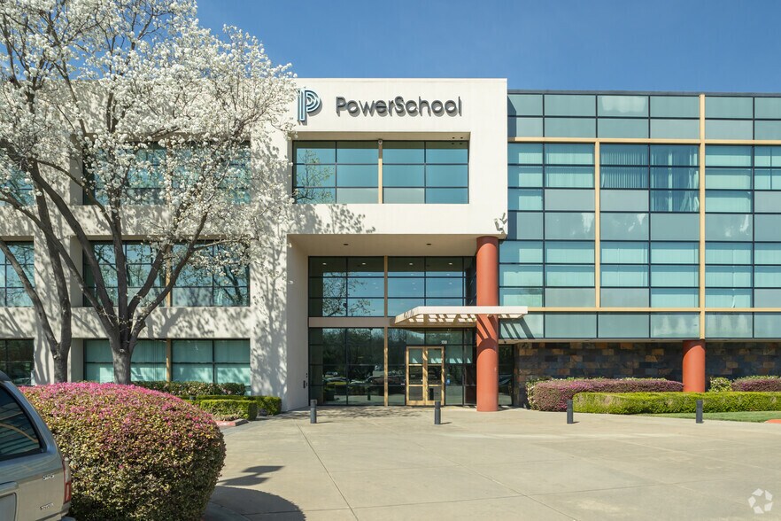 More Photos Of 150 Parkshore Dr, Folsom Office For Sale