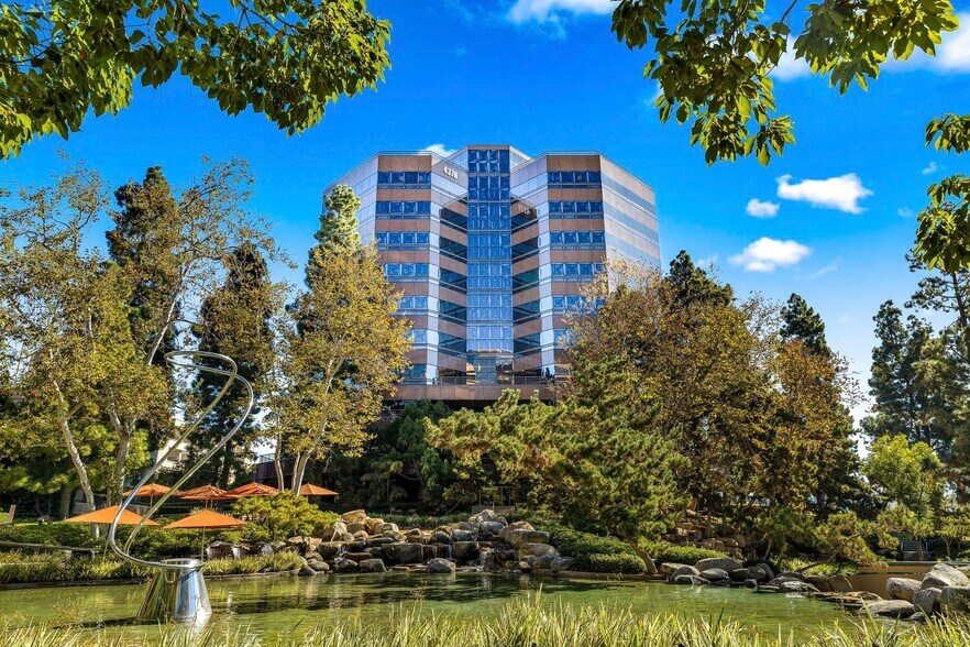 More Photos Of 4365 Executive Dr, San Diego Unknown For Lease