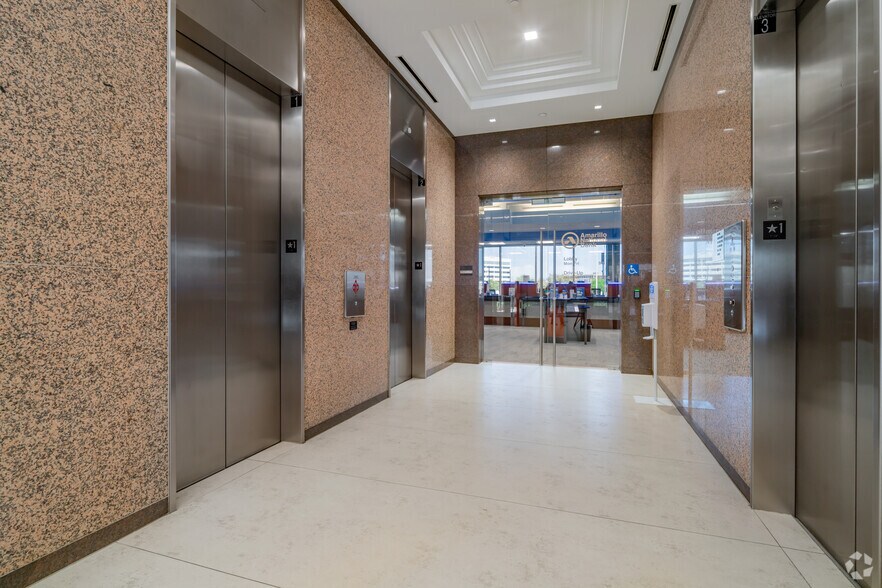 More Photos Of 1020 NE Loop 410, San Antonio Office For Lease