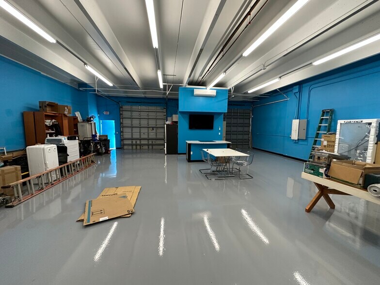 More Photos Of 1700 Depot Ave, Delray Beach Light Manufacturing For Sale