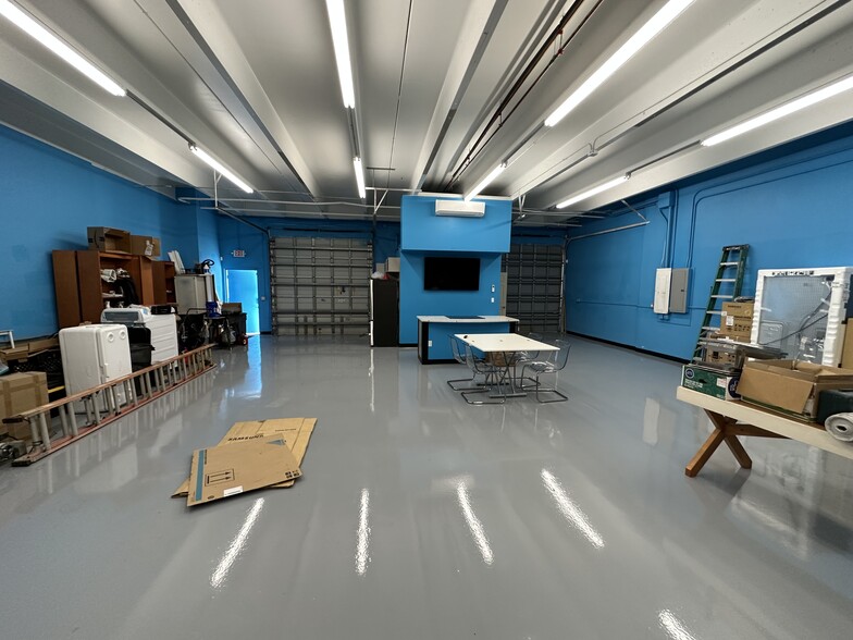 More Photos Of 1700 Depot Ave, Delray Beach Light Manufacturing For Sale