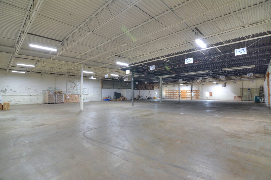 More Photos Of 1810 E McBride Ave, Decatur Warehouse For Sale