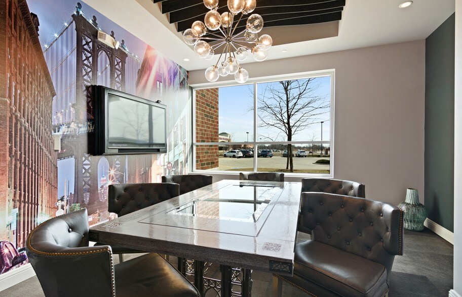 More Photos Of 21660 W Field Pky, Deer Park Office For Sale