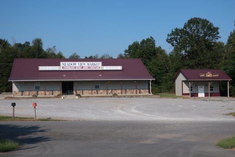 More Photos Of 71 Commerce St, Hickory Supermarket For Sale