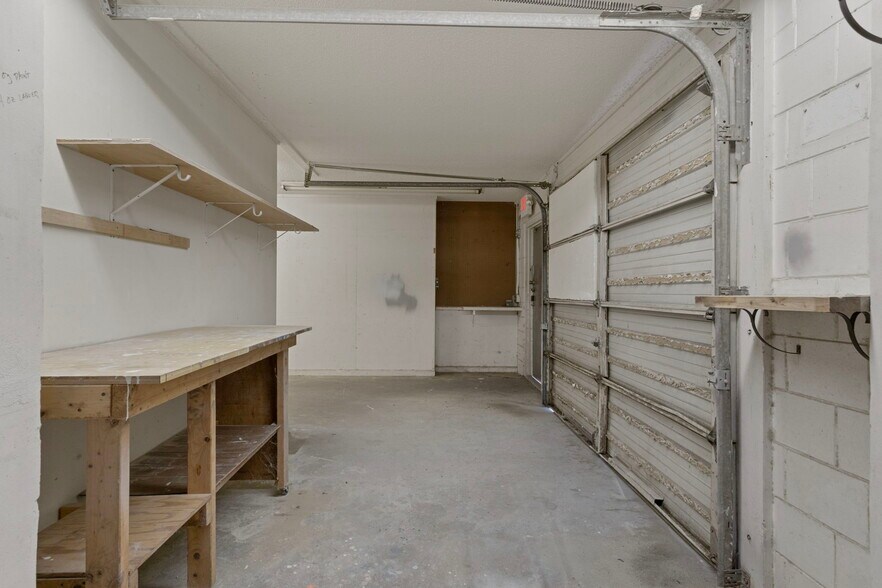 More Photos Of 377 Highway 40 W, Inglis Flex For Lease