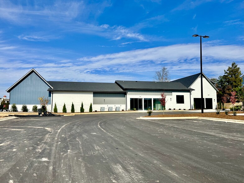 More Photos Of 38100 Moring Dr, Chapel Hill General Retail For Lease