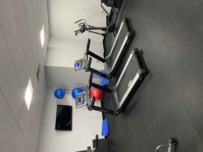 More Photos Of 44 Bearfoot Rd, Northborough Coworking Space