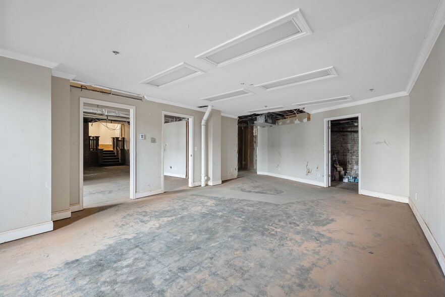 More Photos Of 707 Georgia Ave, Chattanooga Flex For Sale