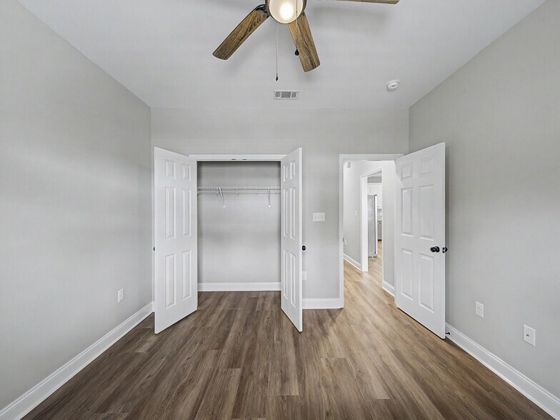 More Photos Of 515 Birch St, Adel Apartments For Sale