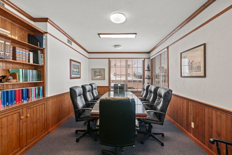 More Photos Of 123 Live Oak Ave, Daytona Beach Office Residential For Sale