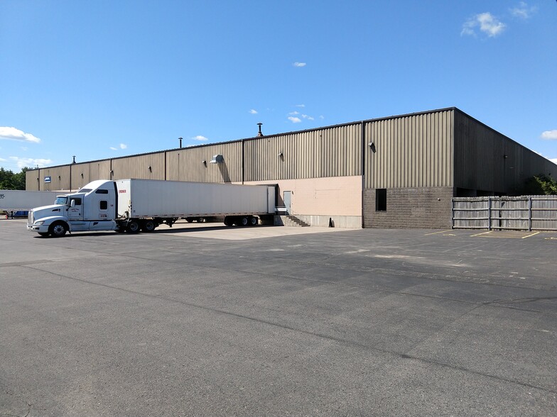 Primary Photo Of 8 Marway Cir, Rochester Warehouse For Lease