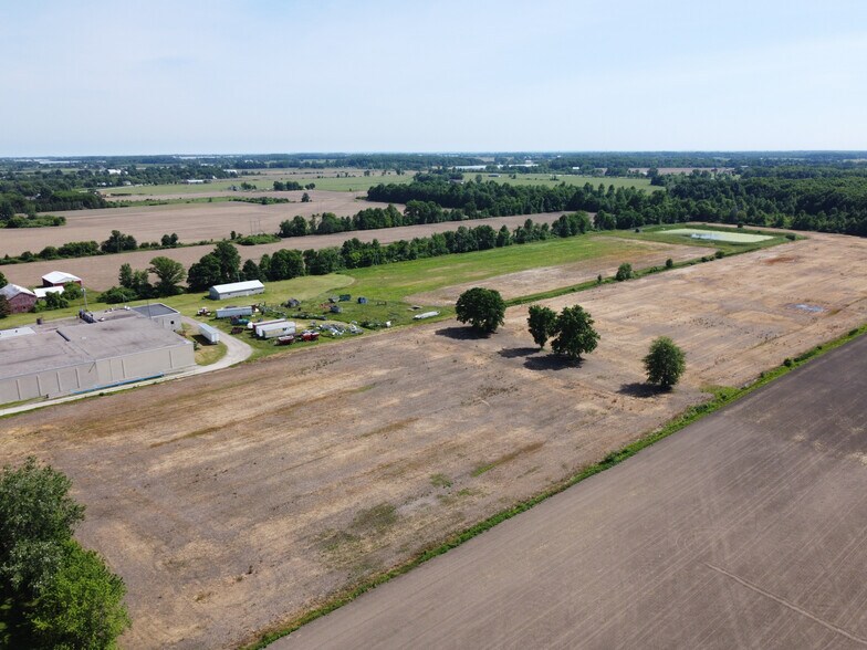 More Photos Of 324 County Road 34, Kingsville Manufacturing For Sale