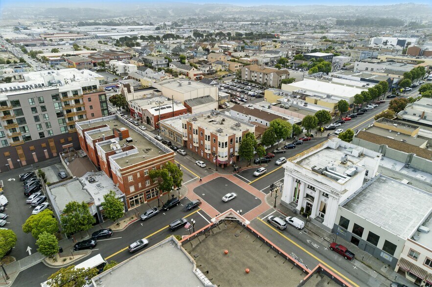 More Photos Of 301 Grand Ave, South San Francisco Office For Lease