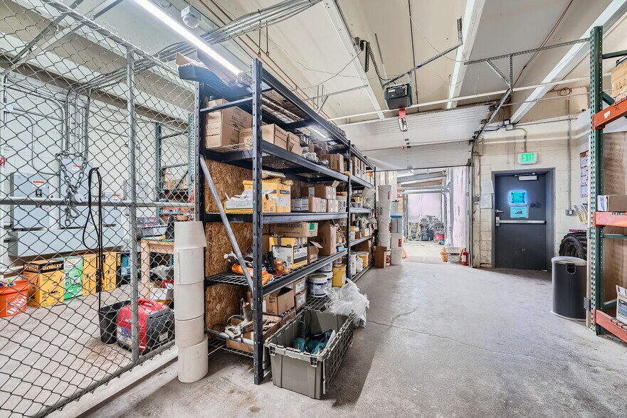 More Photos Of 7127 S Alton Way, Centennial Flex For Sale