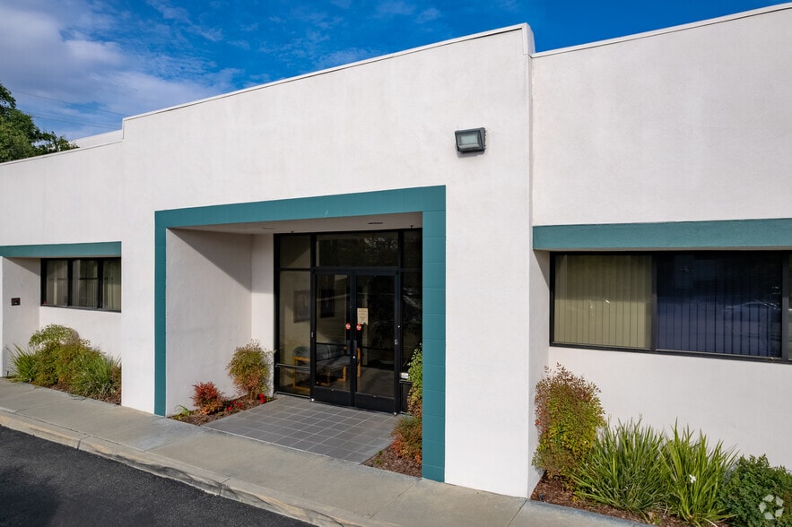 More Photos Of 225 E Huntington Dr, Monrovia Research And Development For Sale