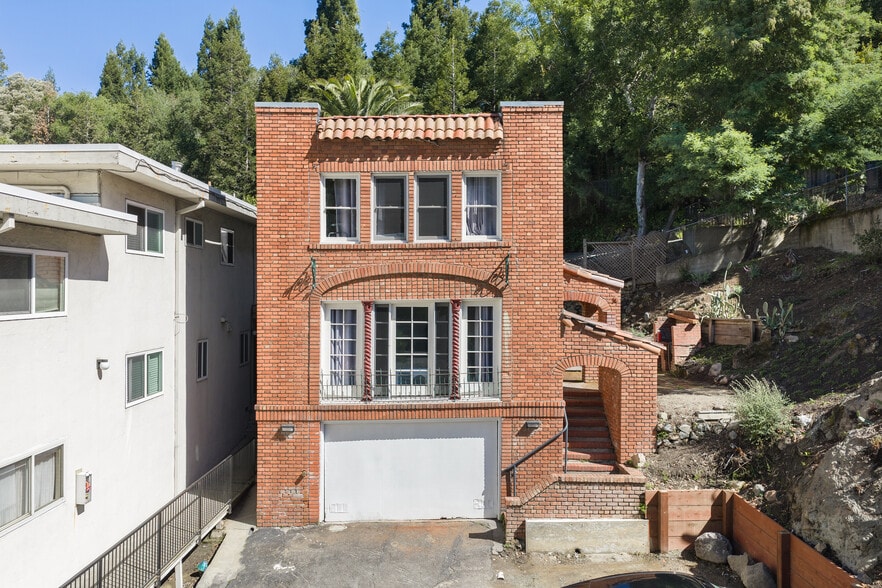 Primary Photo Of 250 Red Hill Ave, San Anselmo Apartments For Sale