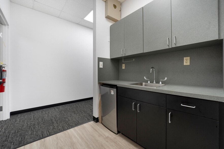 More Photos Of 500 SE 15th St, Fort Lauderdale Medical For Lease