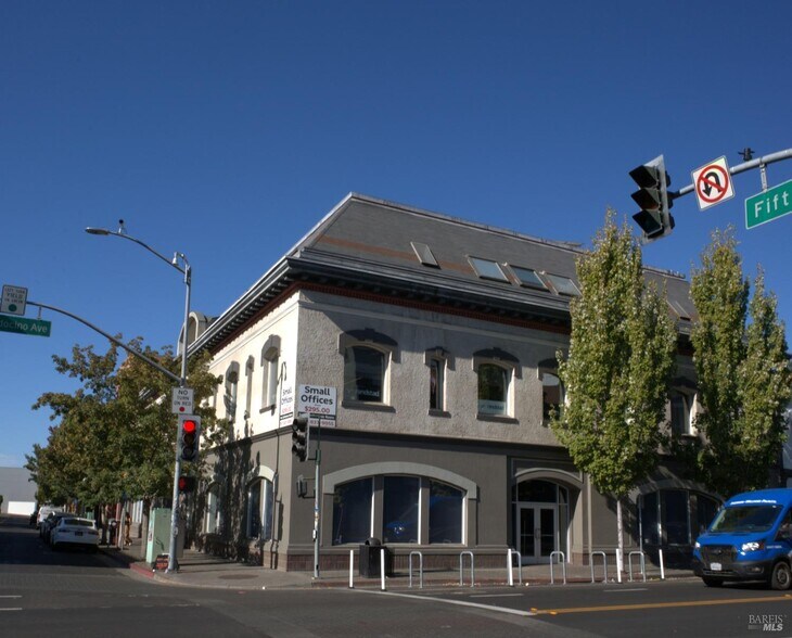 More Photos Of 555 5th St, Santa Rosa Office For Lease